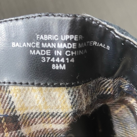 DIBA Side Zipper Tassel Black Bootie Boot - Picture 10 of 12